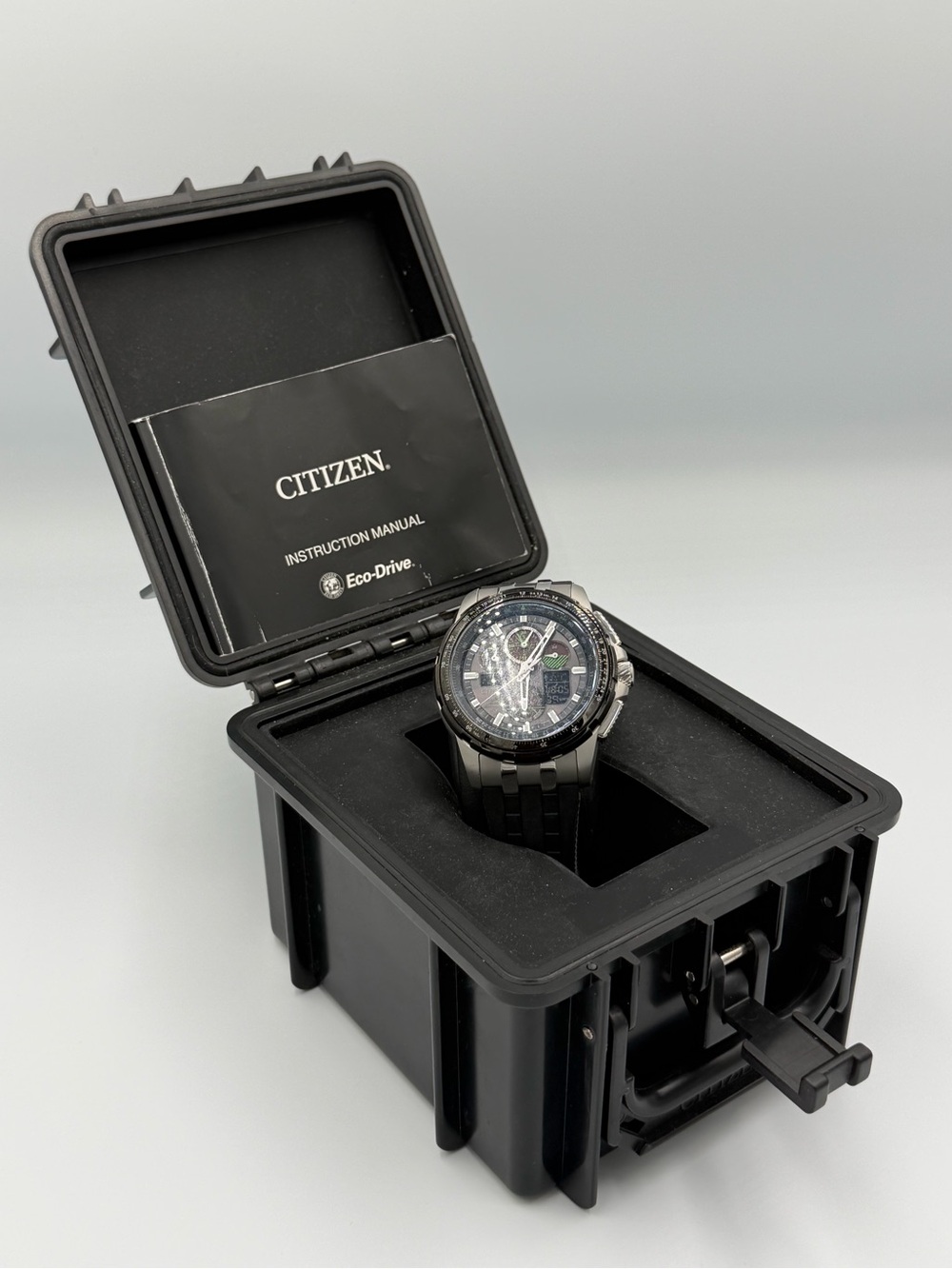 Citizen Eco-Drive Skyhawk Radio-Controlled Watch with Case & Manual - Picture 9 of 9